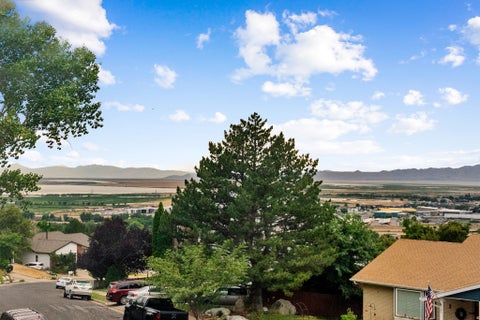 Tiny photo for 727 S 400 E, Farmington, UT 84025 (MLS # 2172082)