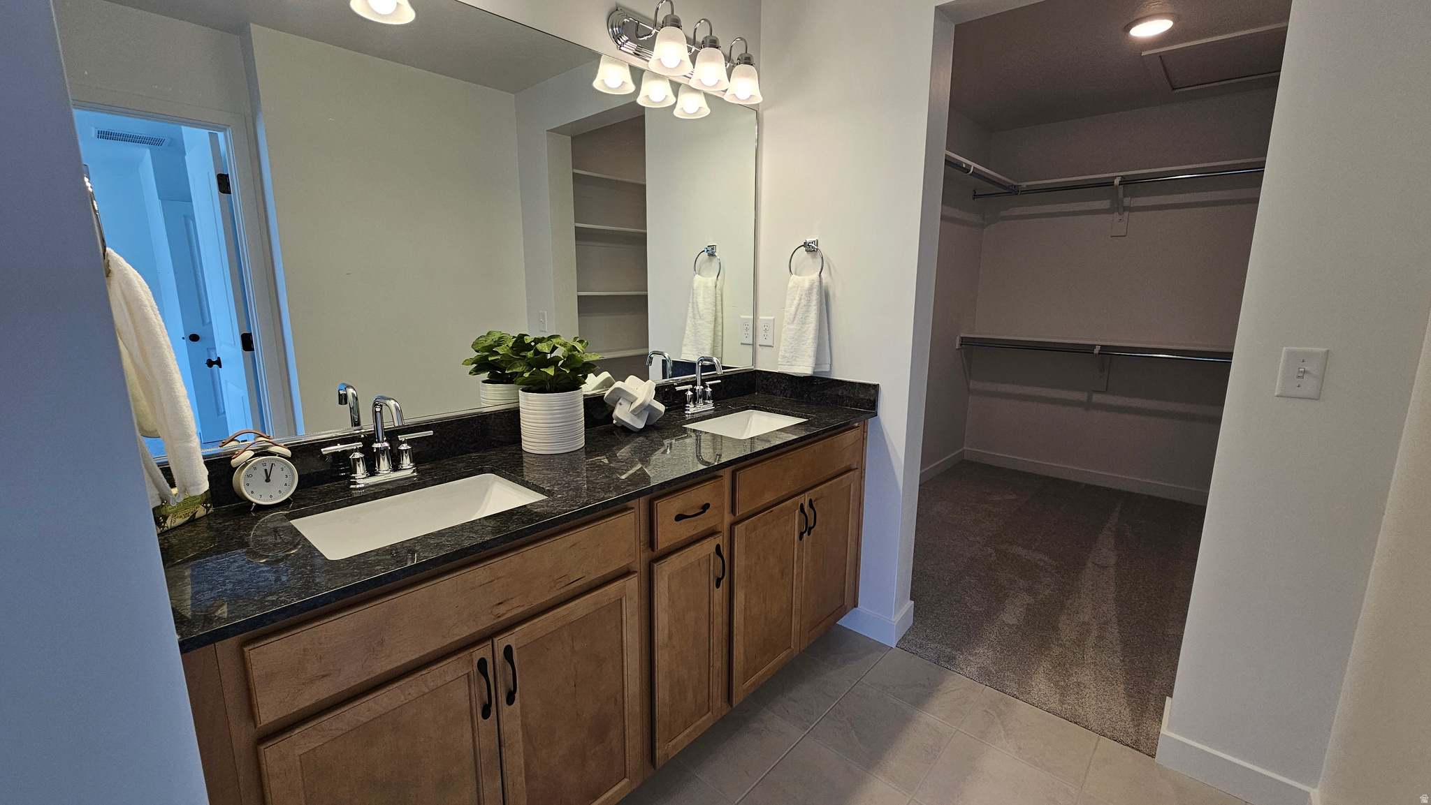 BONNEVILLE T - Residential