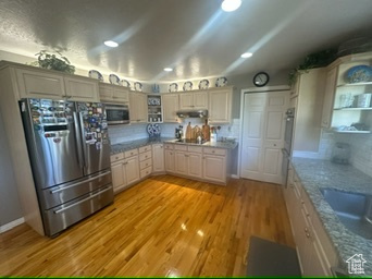 MURRAY BURTON ACRES - Residential