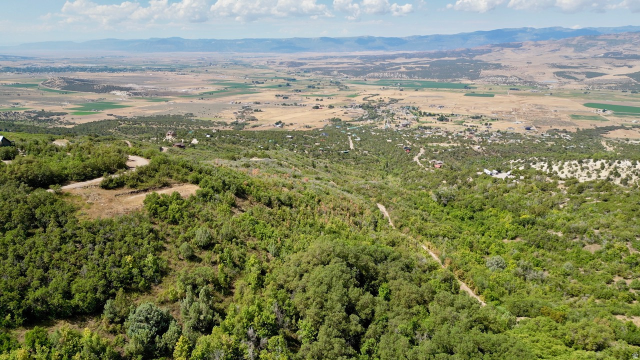 SKYLINE HEIGHTS - Land