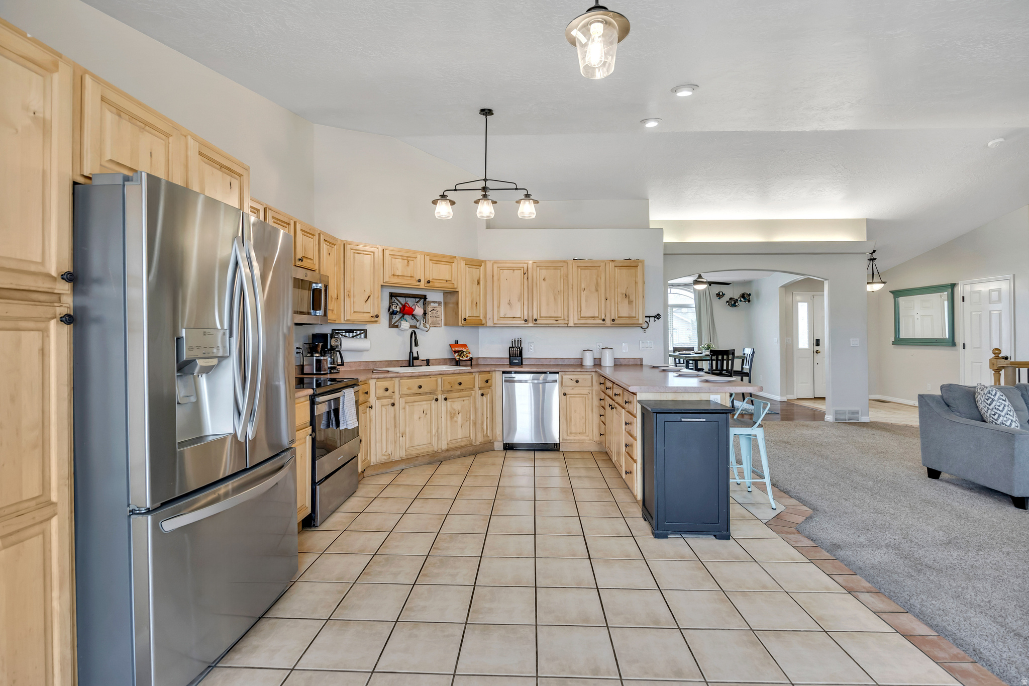 MEADOWS - Residential