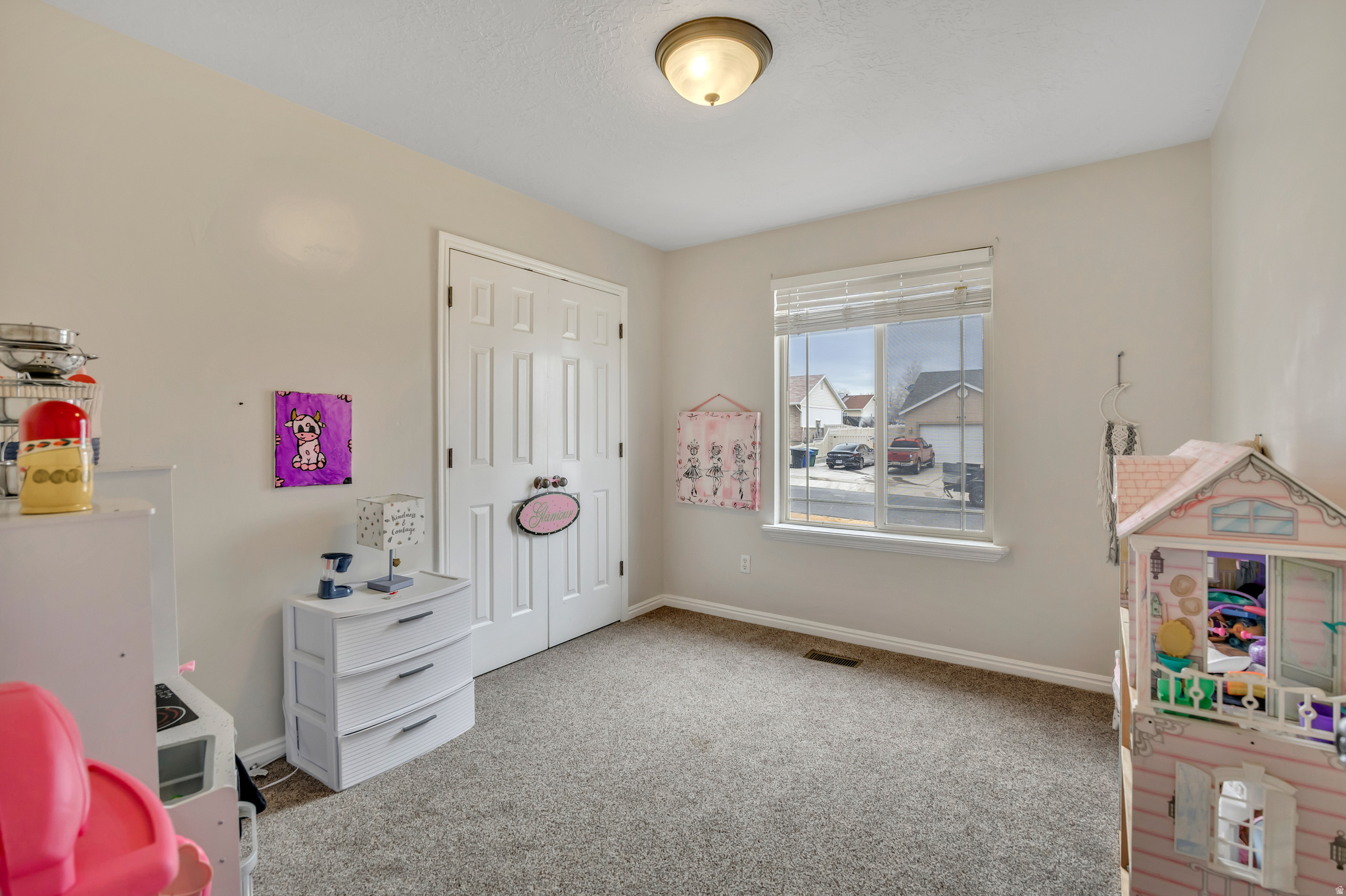 MEADOWS - Residential