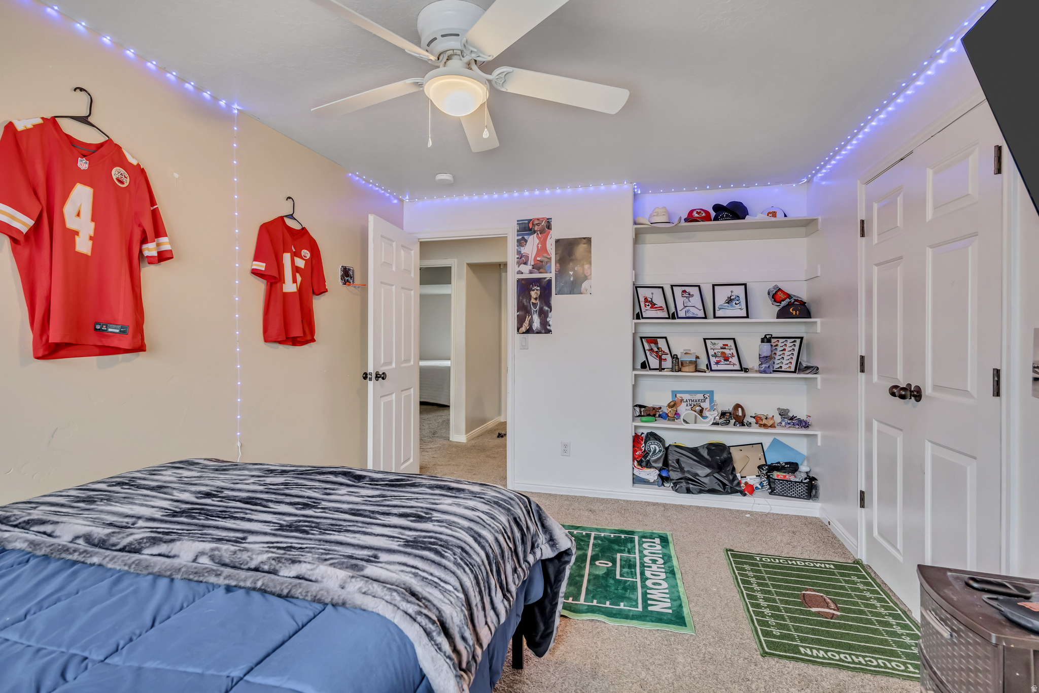 MEADOWS - Residential