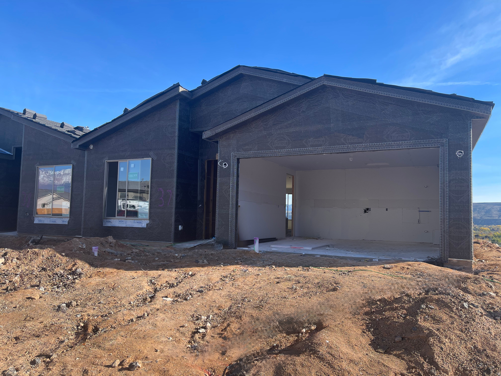 HURRICANE VIEWS - Residential