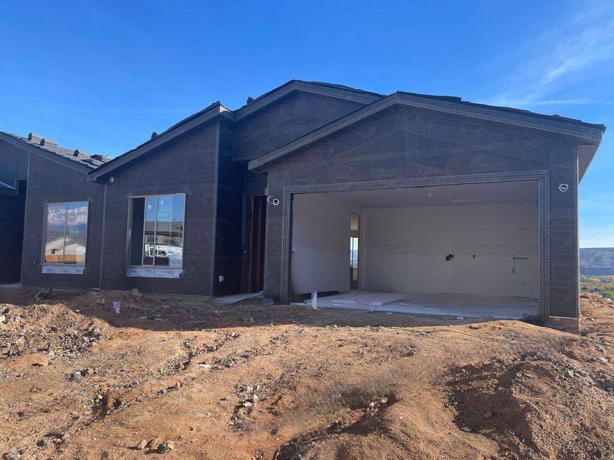 Spacious 3 bed, 2 bath townhome offering stunning views and comfortable living. This well-designed home features an open layout, generous bedrooms, and plenty of natural light. Enjoy picturesque scenery from your windows or private outdoor space. Ideal for families or anyone seeking extra room in a serene setting, all within a low-maintenance townhome lifestyle.