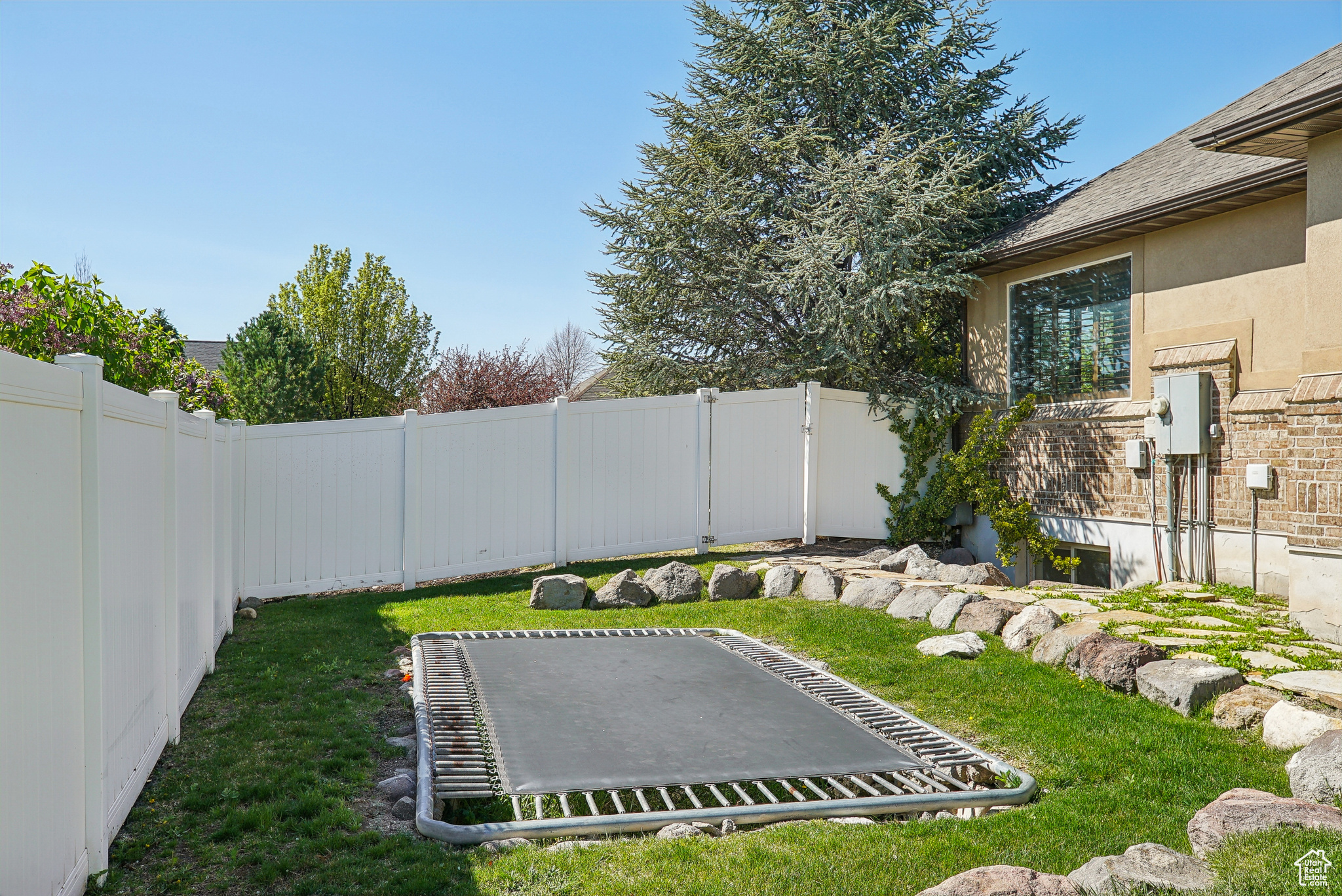 992 W Louise Meadow Dr, South Jordan, Utah image 11