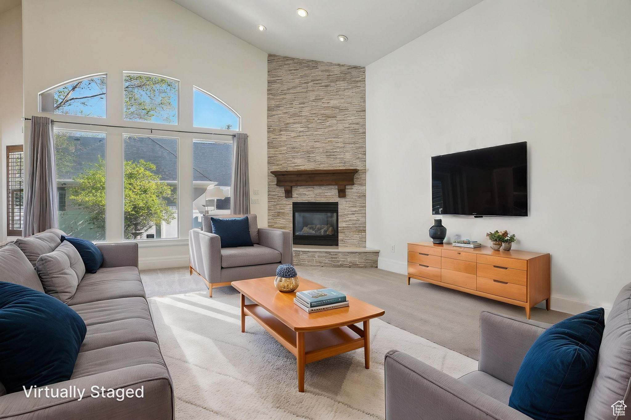 992 W Louise Meadow Dr, South Jordan, Utah image 2