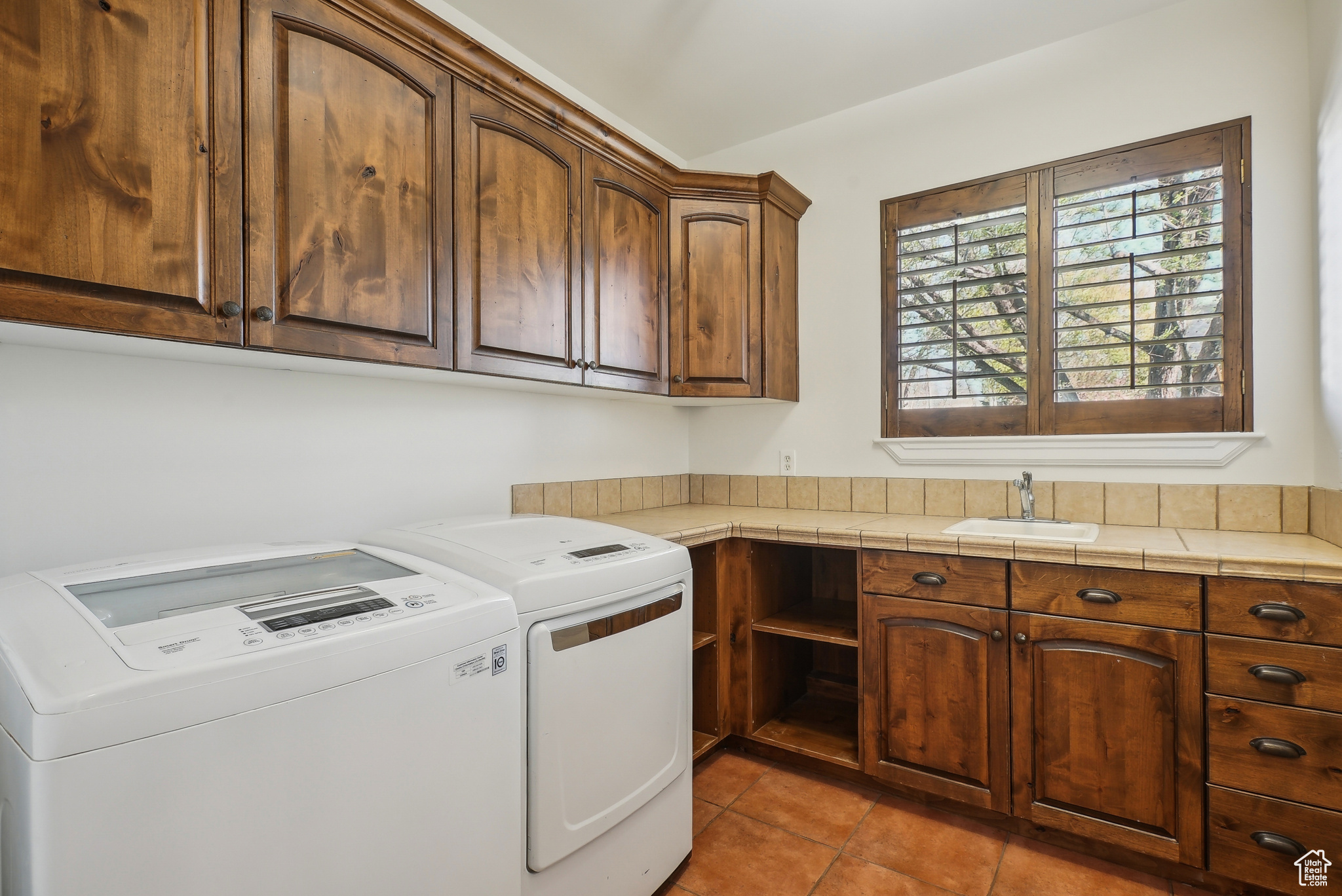 992 W Louise Meadow Dr, South Jordan, Utah image 26