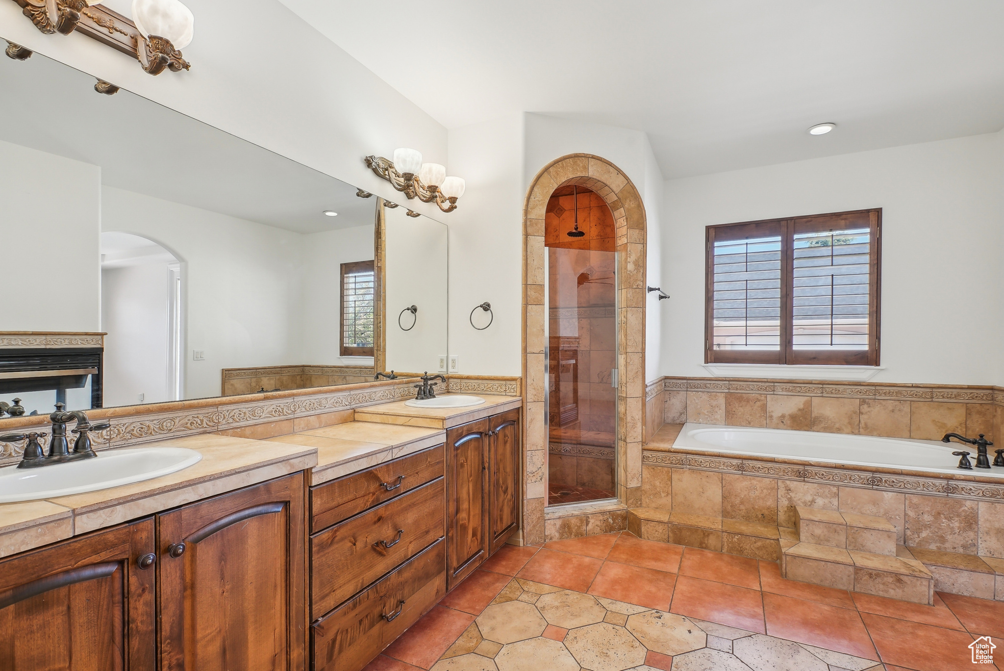 992 W Louise Meadow Dr, South Jordan, Utah image 36