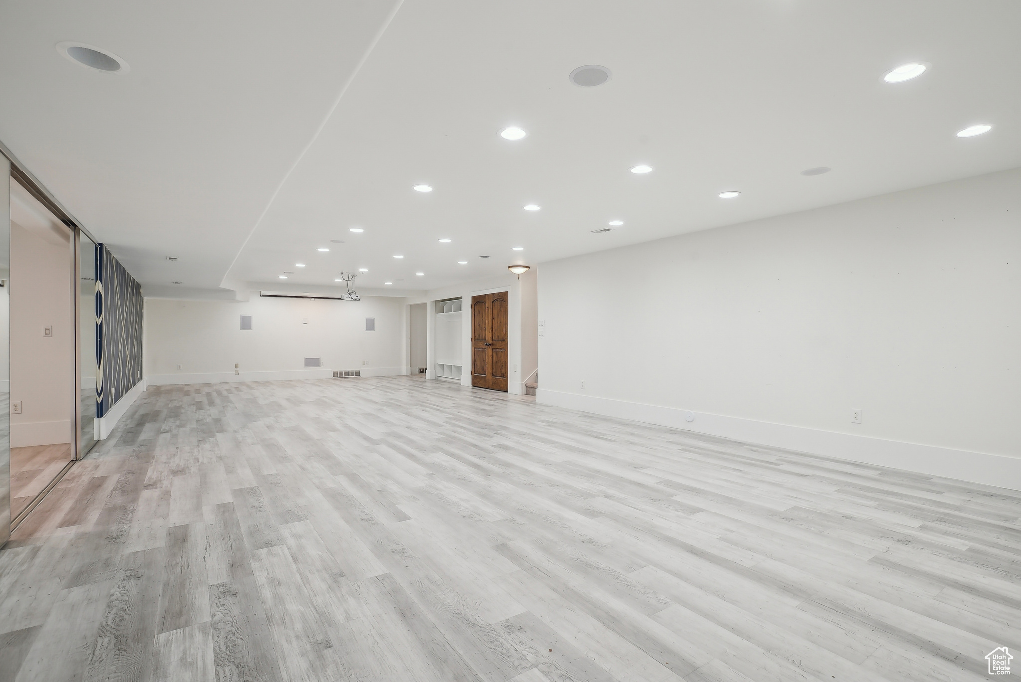 992 W Louise Meadow Dr, South Jordan, Utah image 46