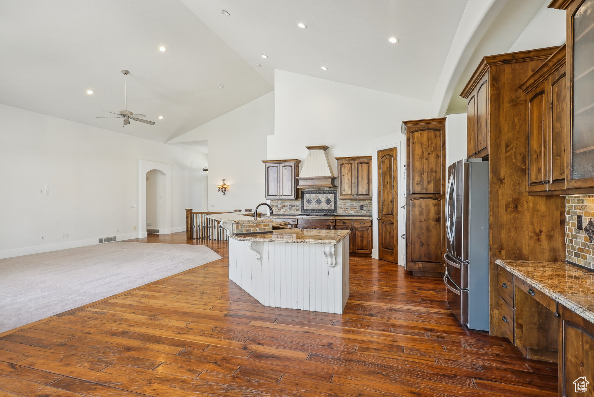 992 W Louise Meadow Dr, South Jordan, Utah image 25