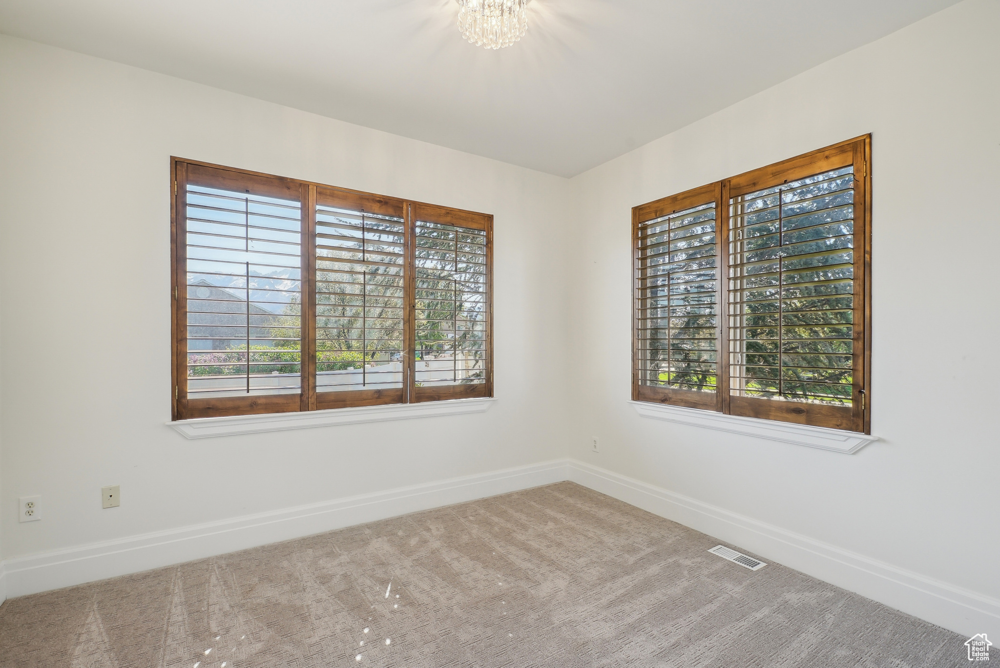 992 W Louise Meadow Dr, South Jordan, Utah image 30