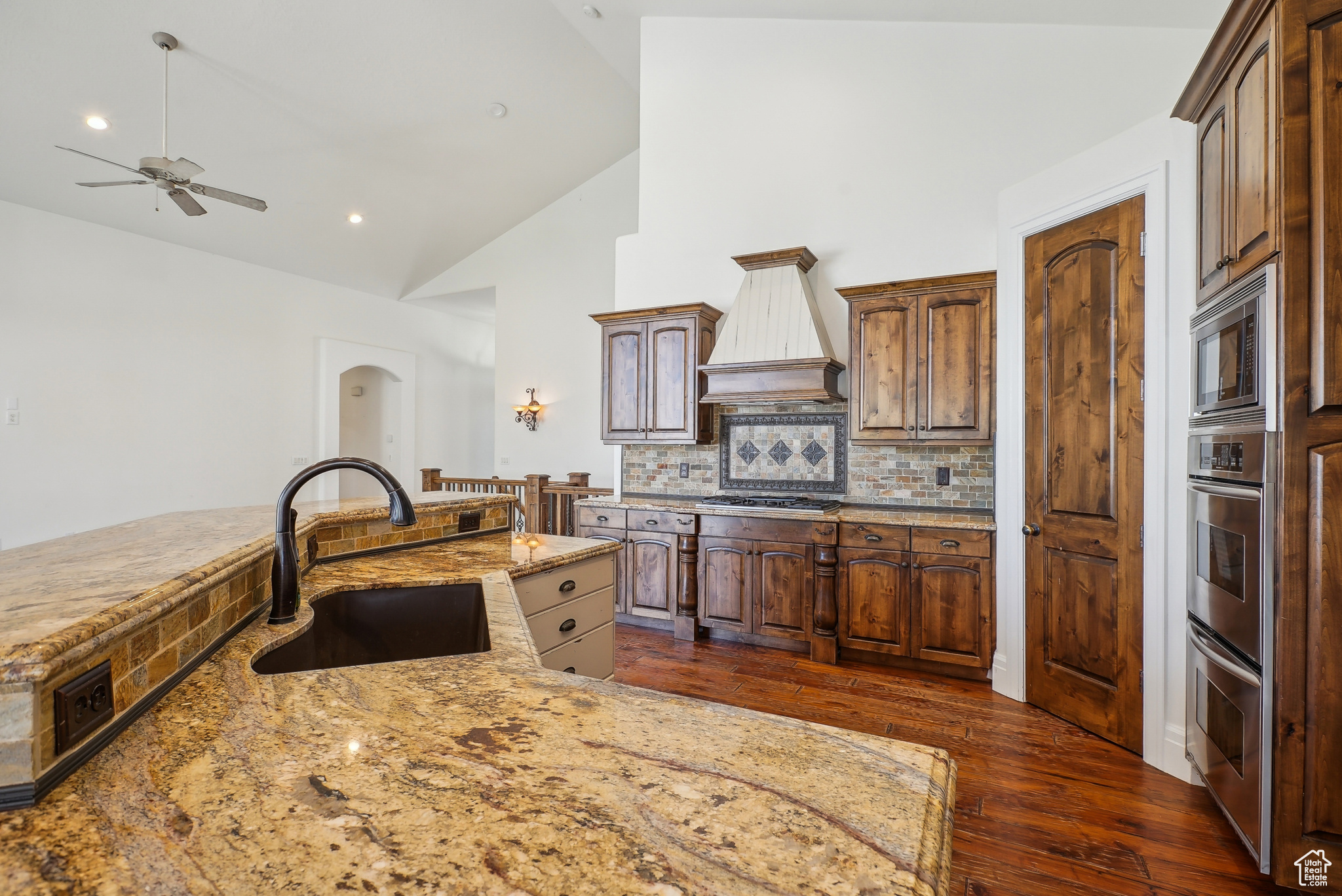 992 W Louise Meadow Dr, South Jordan, Utah image 24