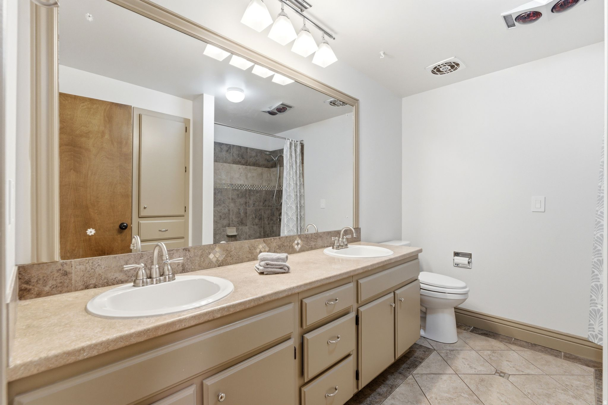 NORTH HEIGHTS SUBDIV - Residential