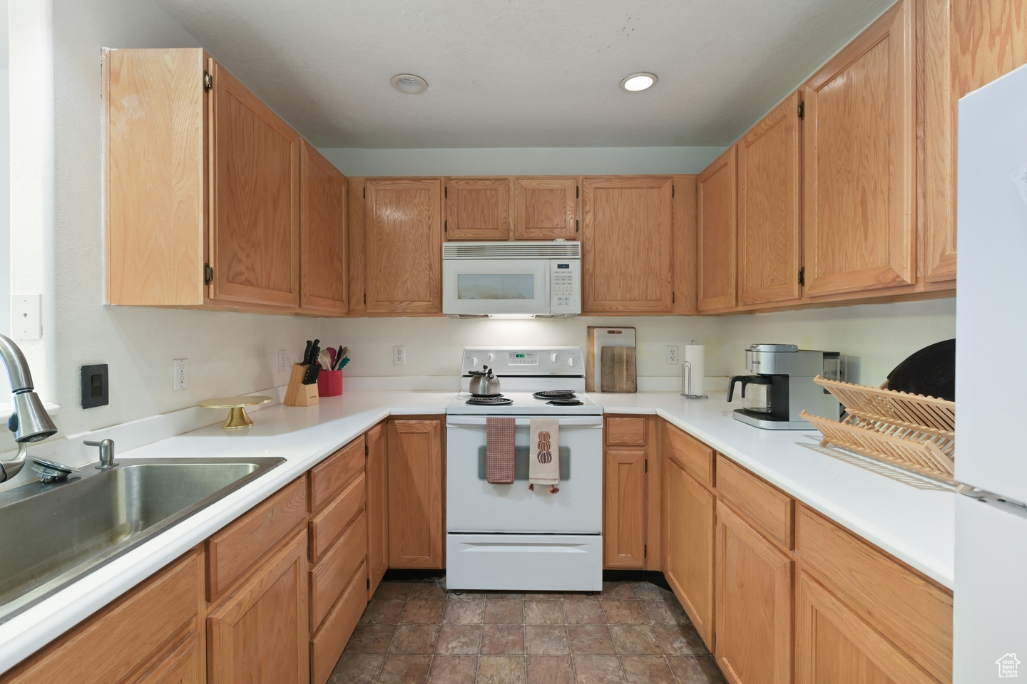 RIVER RUN CONDO PH 6 - Residential