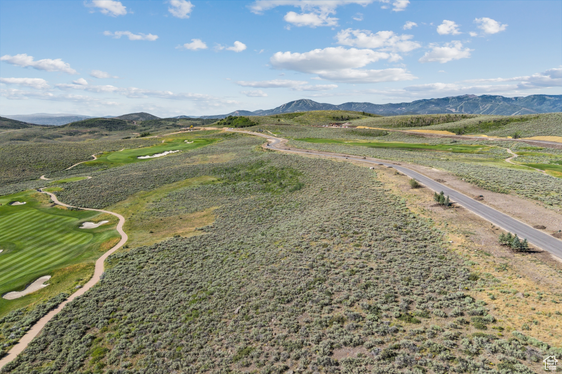 LINKS EDGE - Residential