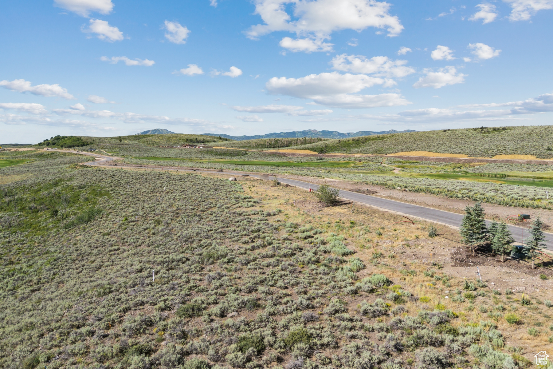 LINKS EDGE - Residential