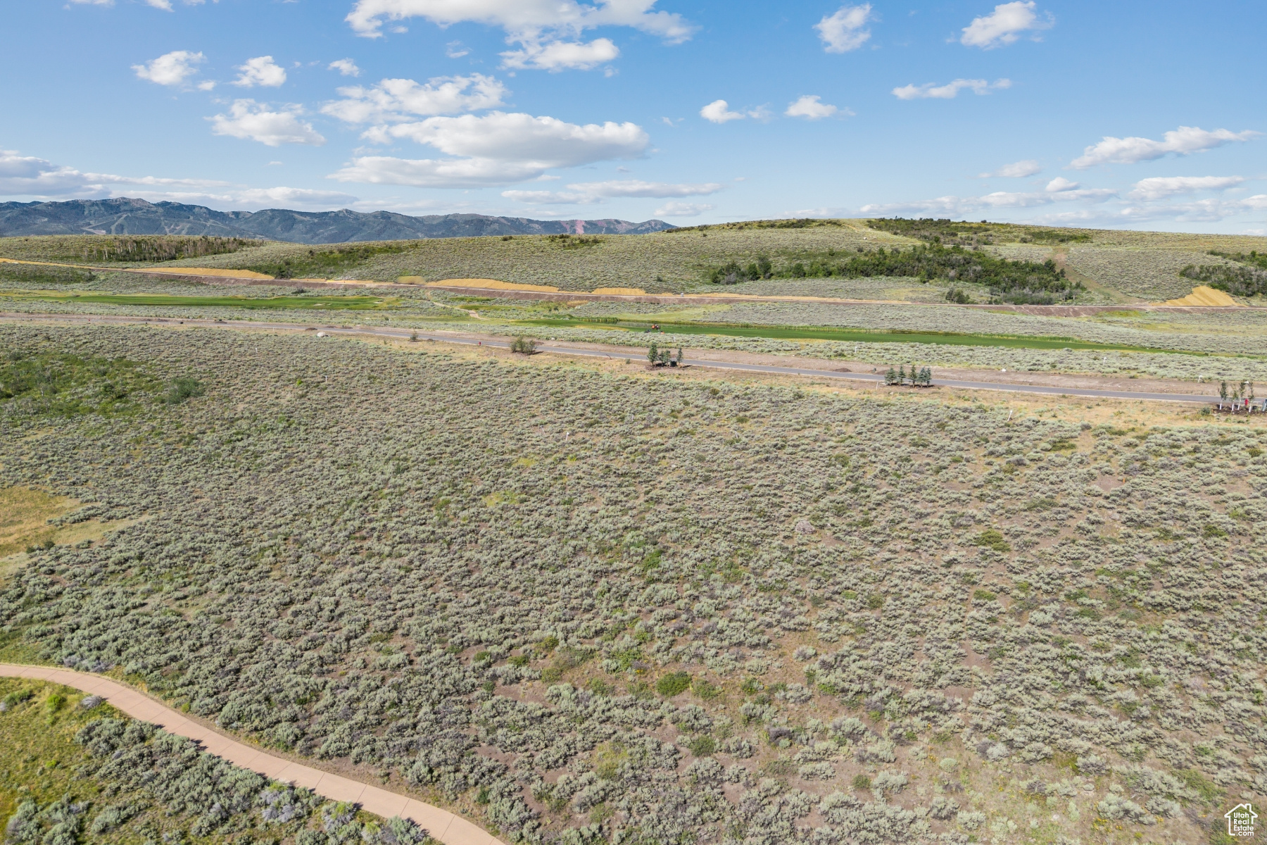 LINKS EDGE - Residential