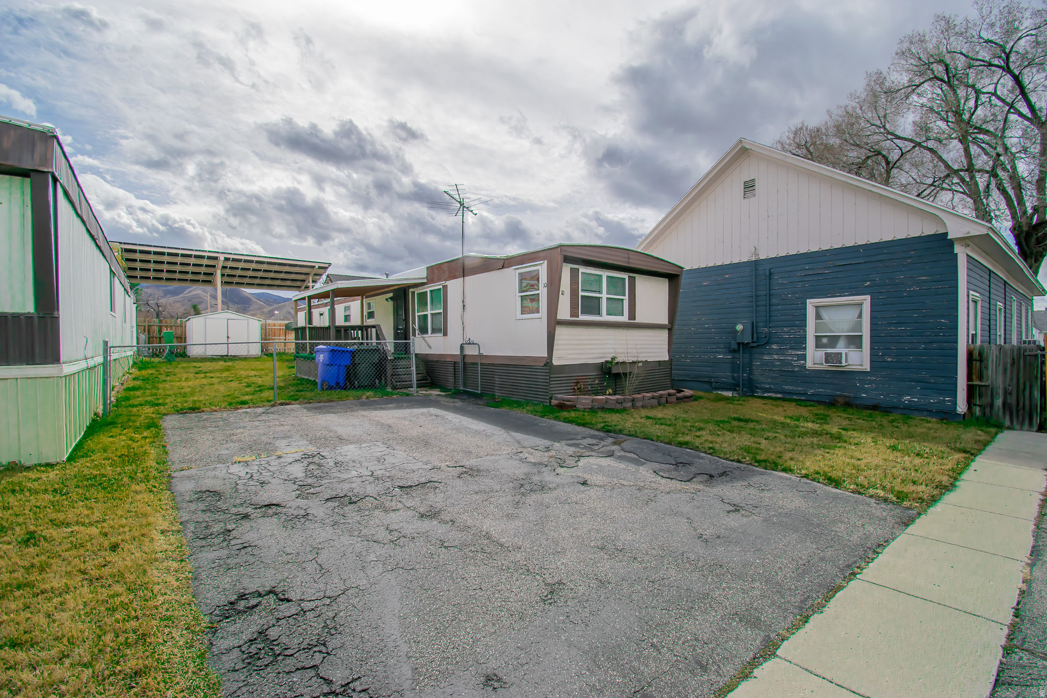 CITY CENTER ESTATES - Residential