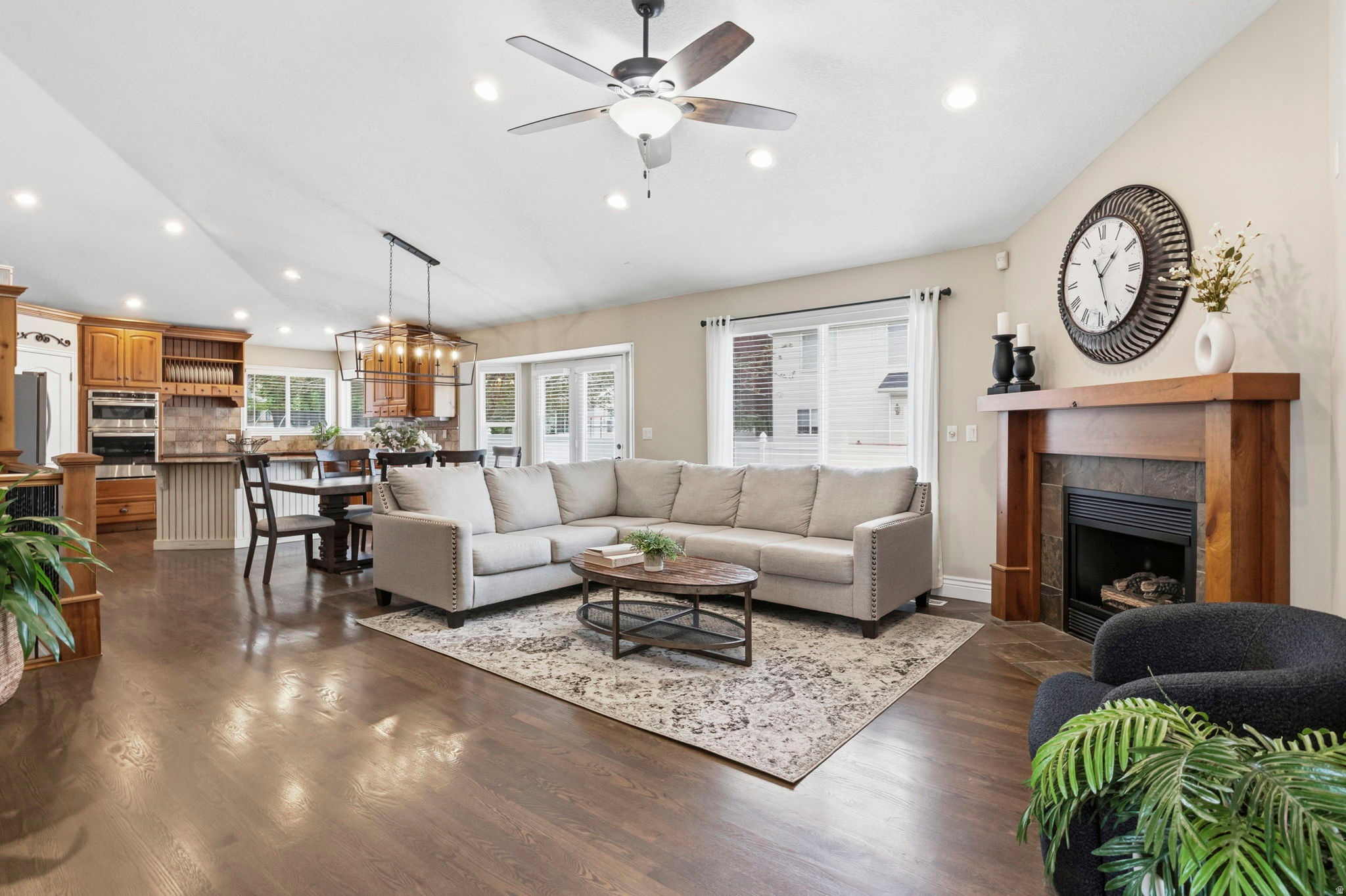 AUTUMN CREST NORTH - Residential