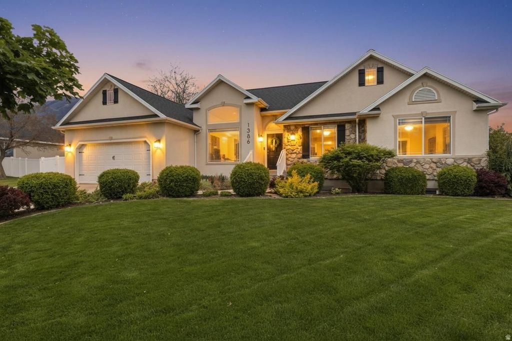 Photo of 1386 N 1000 E, American Fork, UT 84003 (MLS # 2156029)