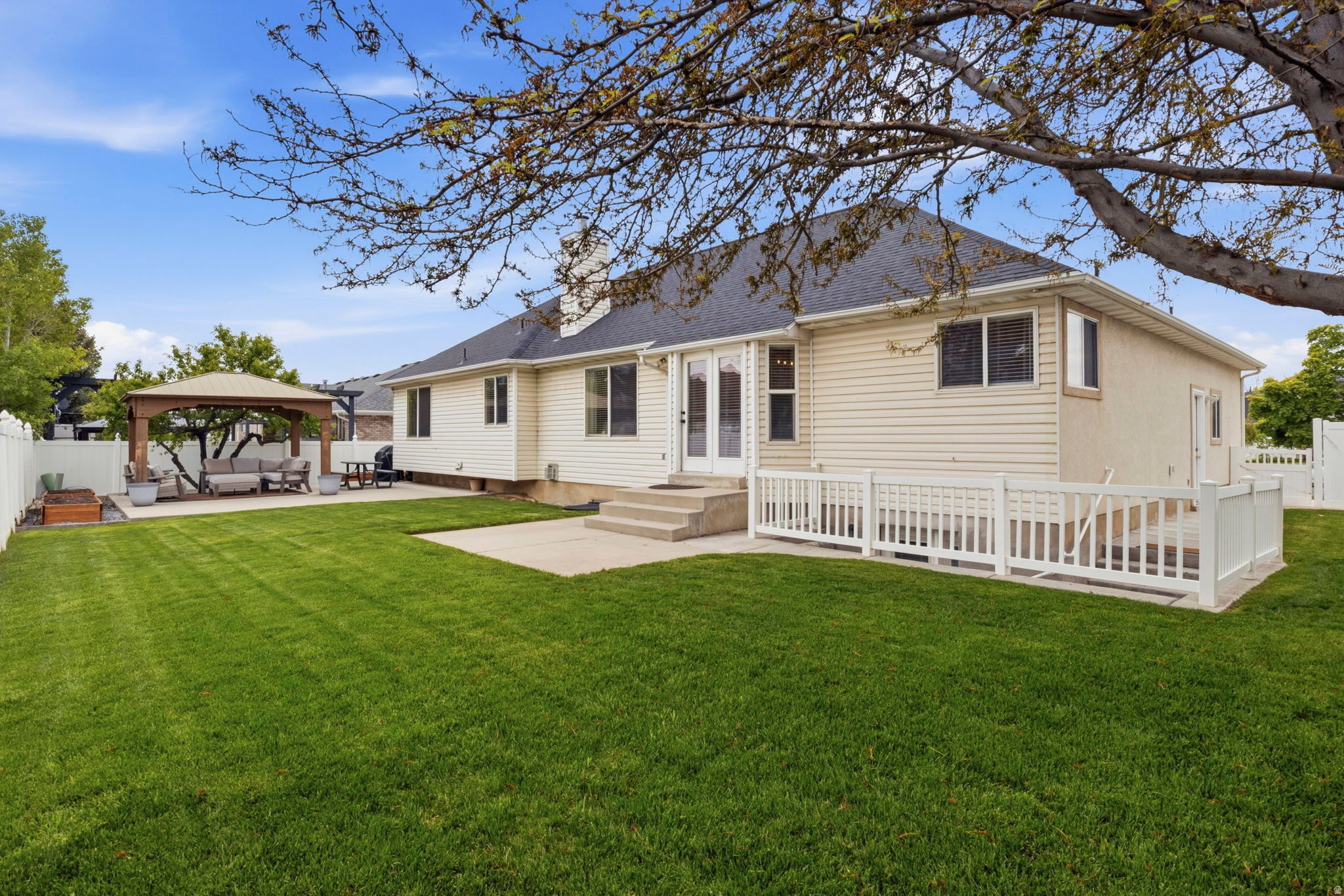 AUTUMN CREST NORTH - Residential
