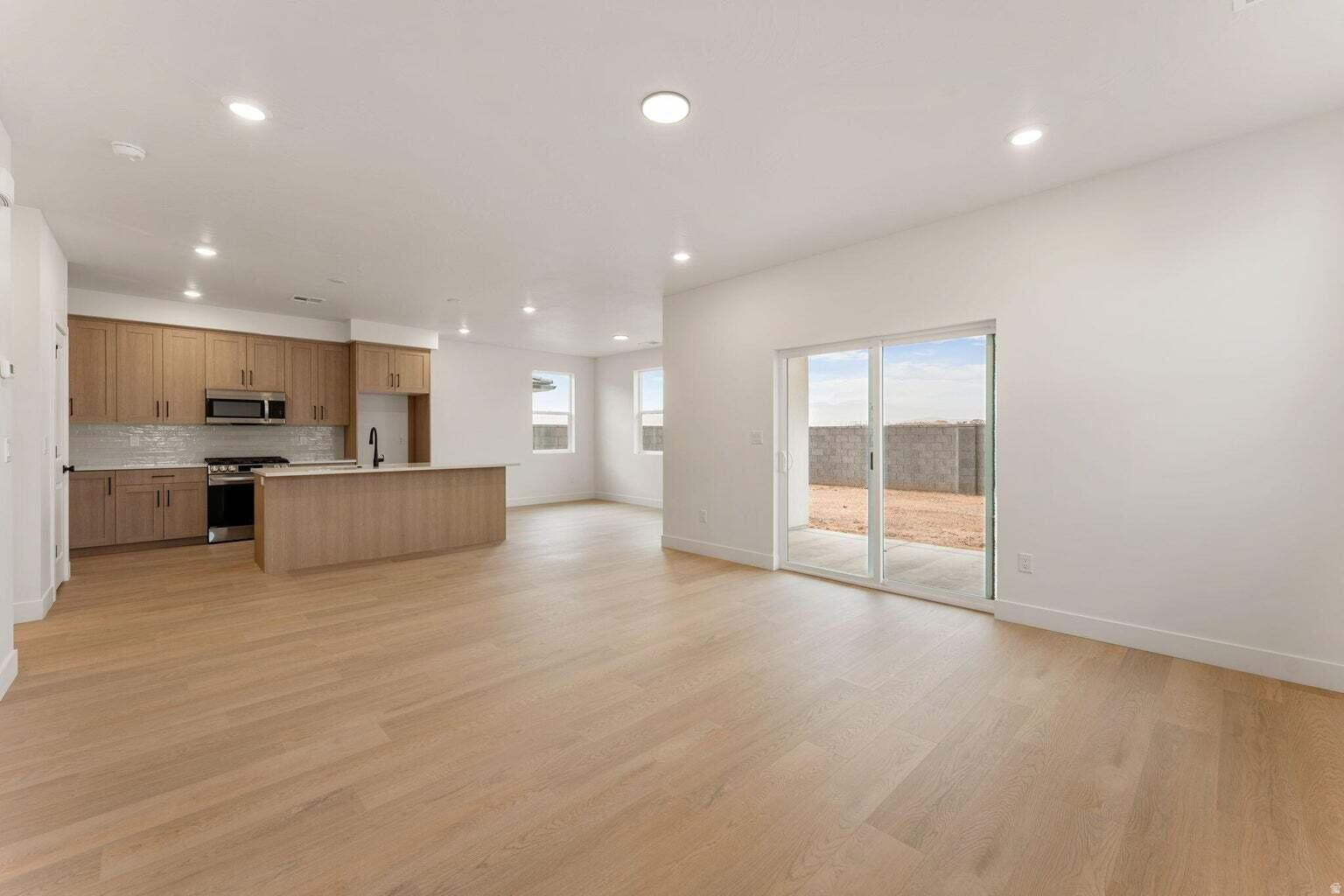 LEGACY AT SAND HOLLOW - Residential