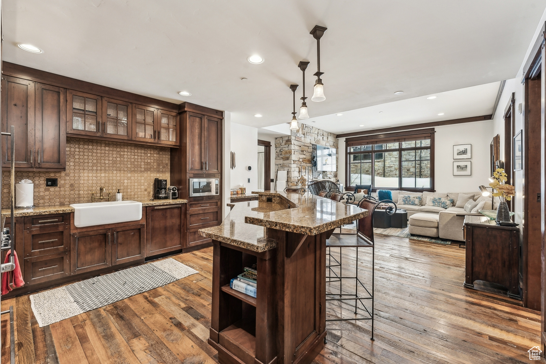 Park City, Utah 84060, United States, 2 Bedrooms Bedrooms, ,3 BathroomsBathrooms,Residential,Active,100118