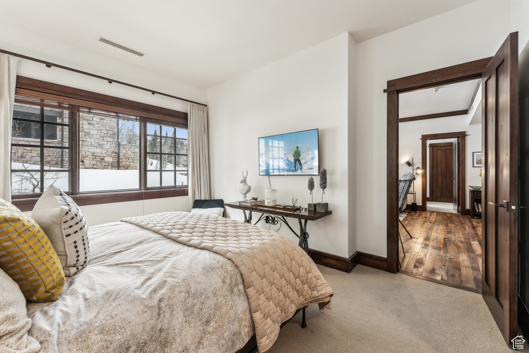 Park City, Utah 84060, United States, 2 Bedrooms Bedrooms, ,3 BathroomsBathrooms,Residential,Active,100118