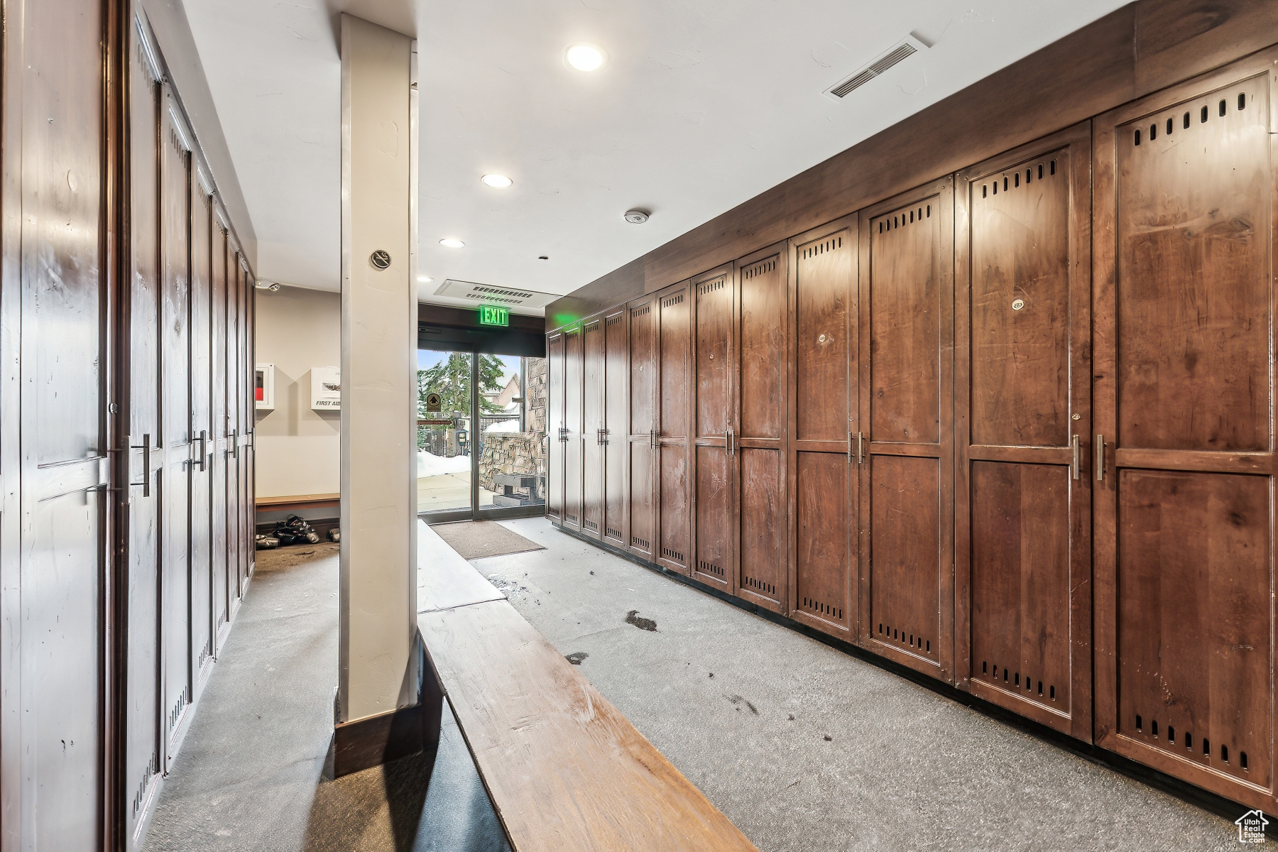 Park City, Utah 84060, United States, 2 Bedrooms Bedrooms, ,3 BathroomsBathrooms,Residential,Active,100118