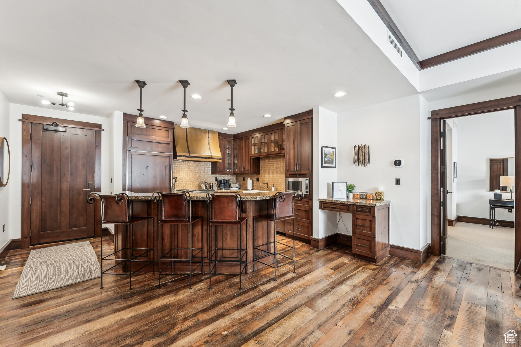 Park City, Utah 84060, United States, 2 Bedrooms Bedrooms, ,3 BathroomsBathrooms,Residential,Active,100118