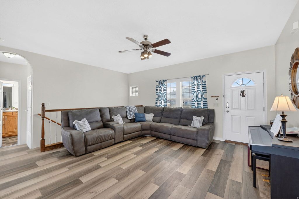 Photo of 1728 DALLAS ST S, Syracuse, UT 84075 (MLS # 2140237)