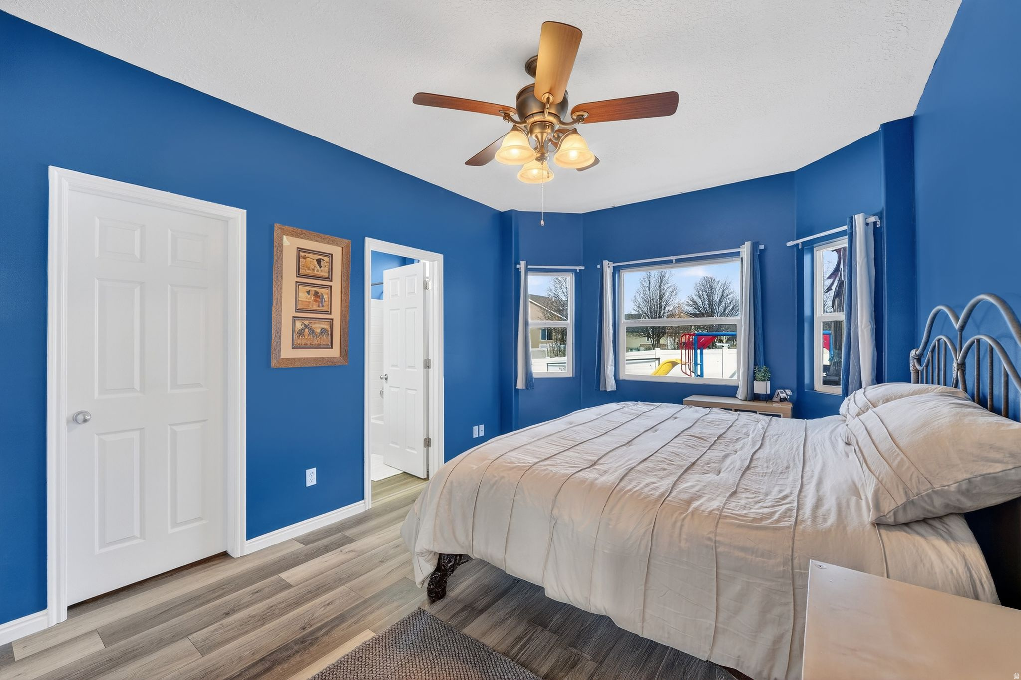 VILLAGE COTTAGES - Residential