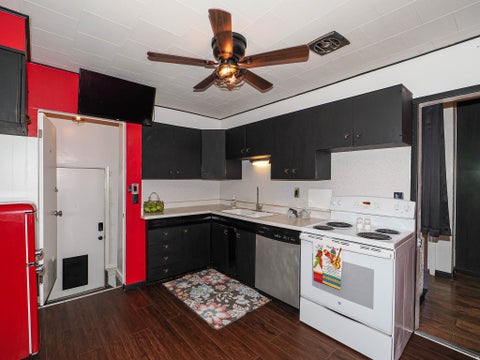 Tiny photo for 117 E COUNTRY CLUB DR S, South Ogden, UT 84405 (MLS # 2176192)
