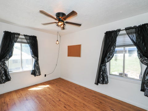 Tiny photo for 117 E COUNTRY CLUB DR S, South Ogden, UT 84405 (MLS # 2176192)