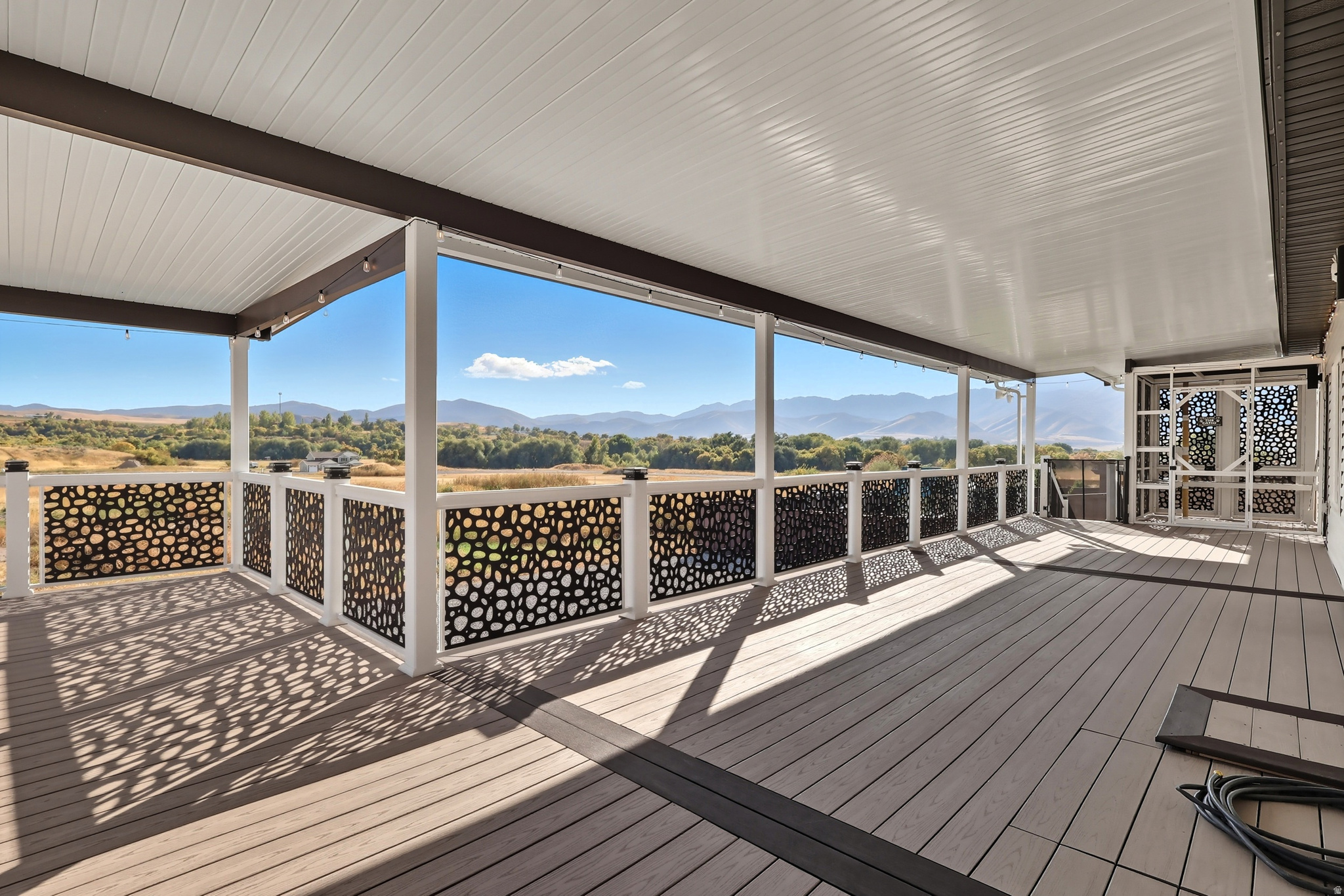 MT. STERLING FARMS - Residential