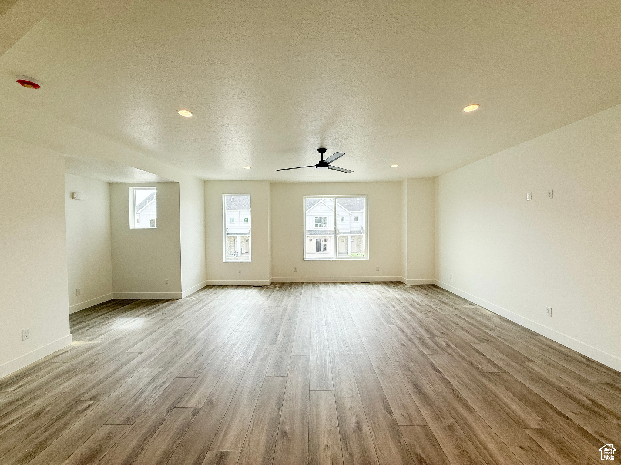 FOX CANYON - Residential