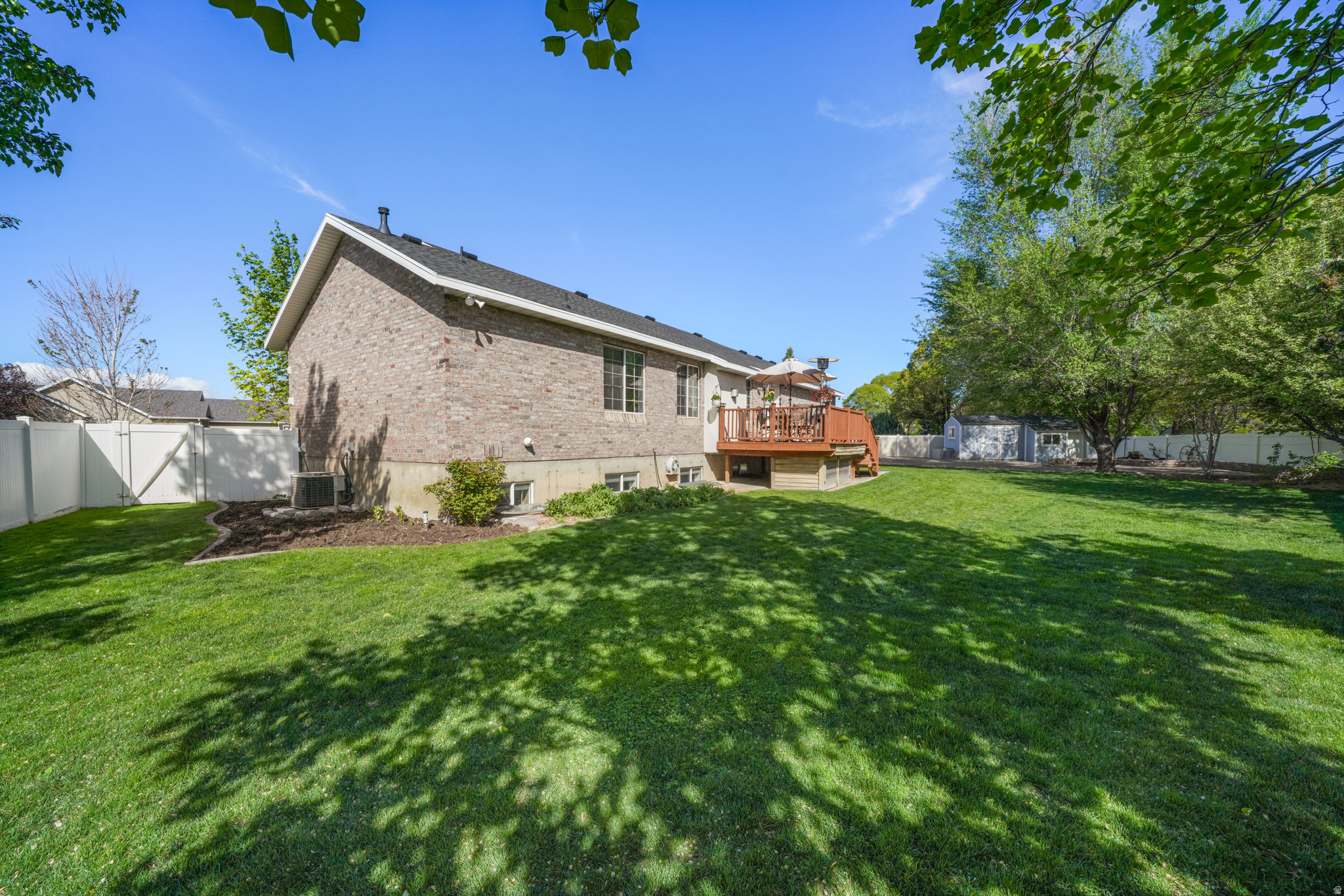 FOX BOROUGH - Residential