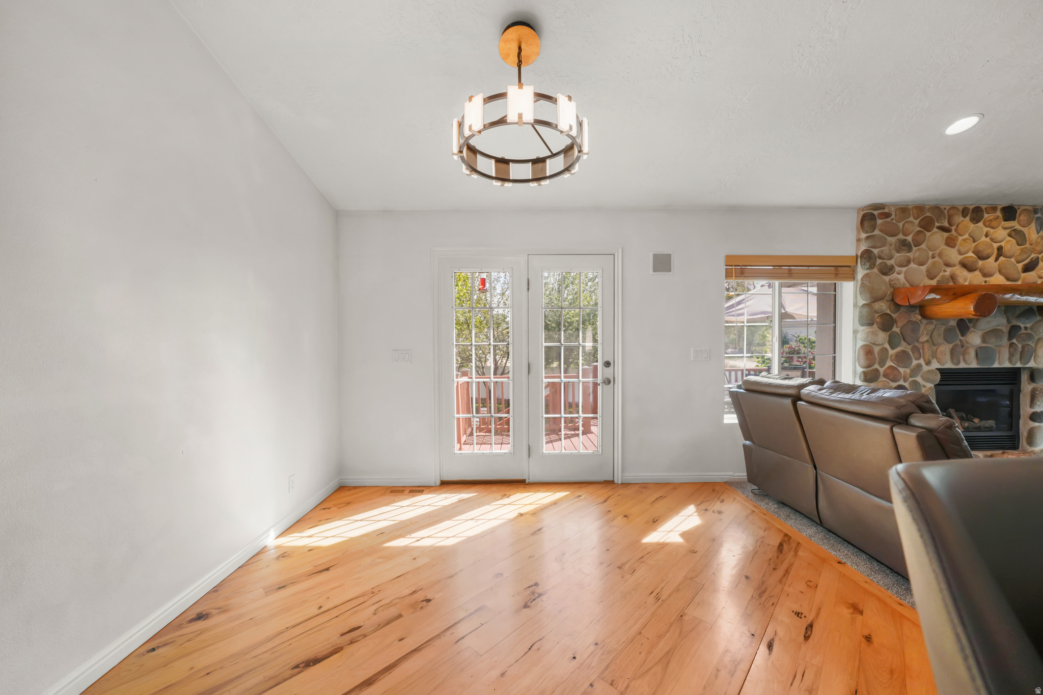 FOX BOROUGH - Residential