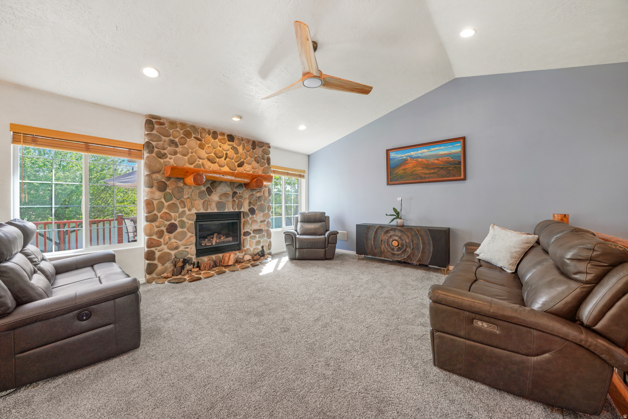 FOX BOROUGH - Residential