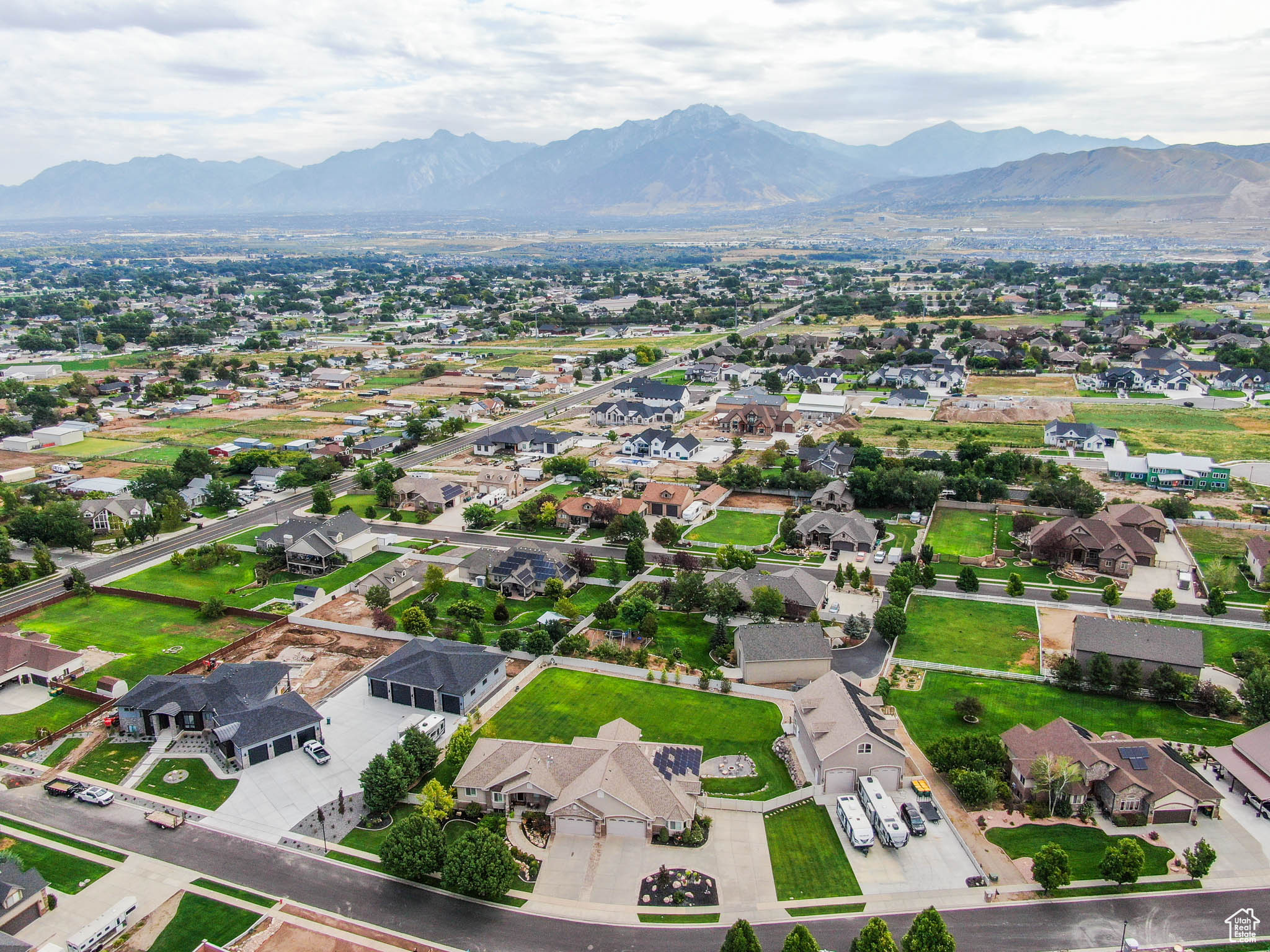 CASCADE COVE - Residential