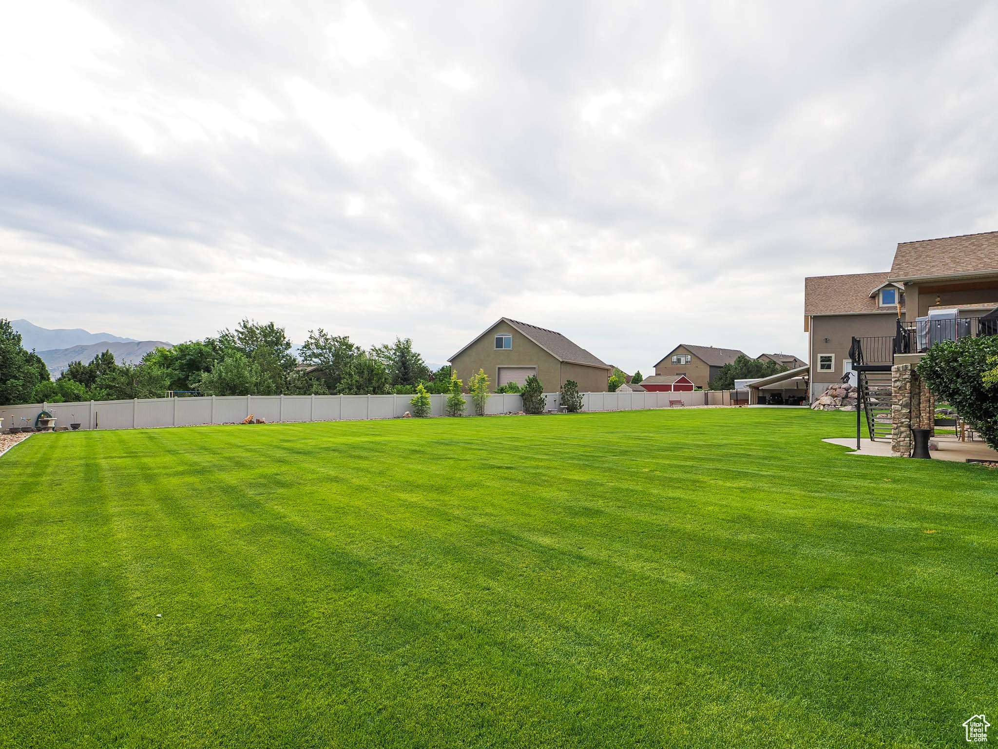 CASCADE COVE - Residential