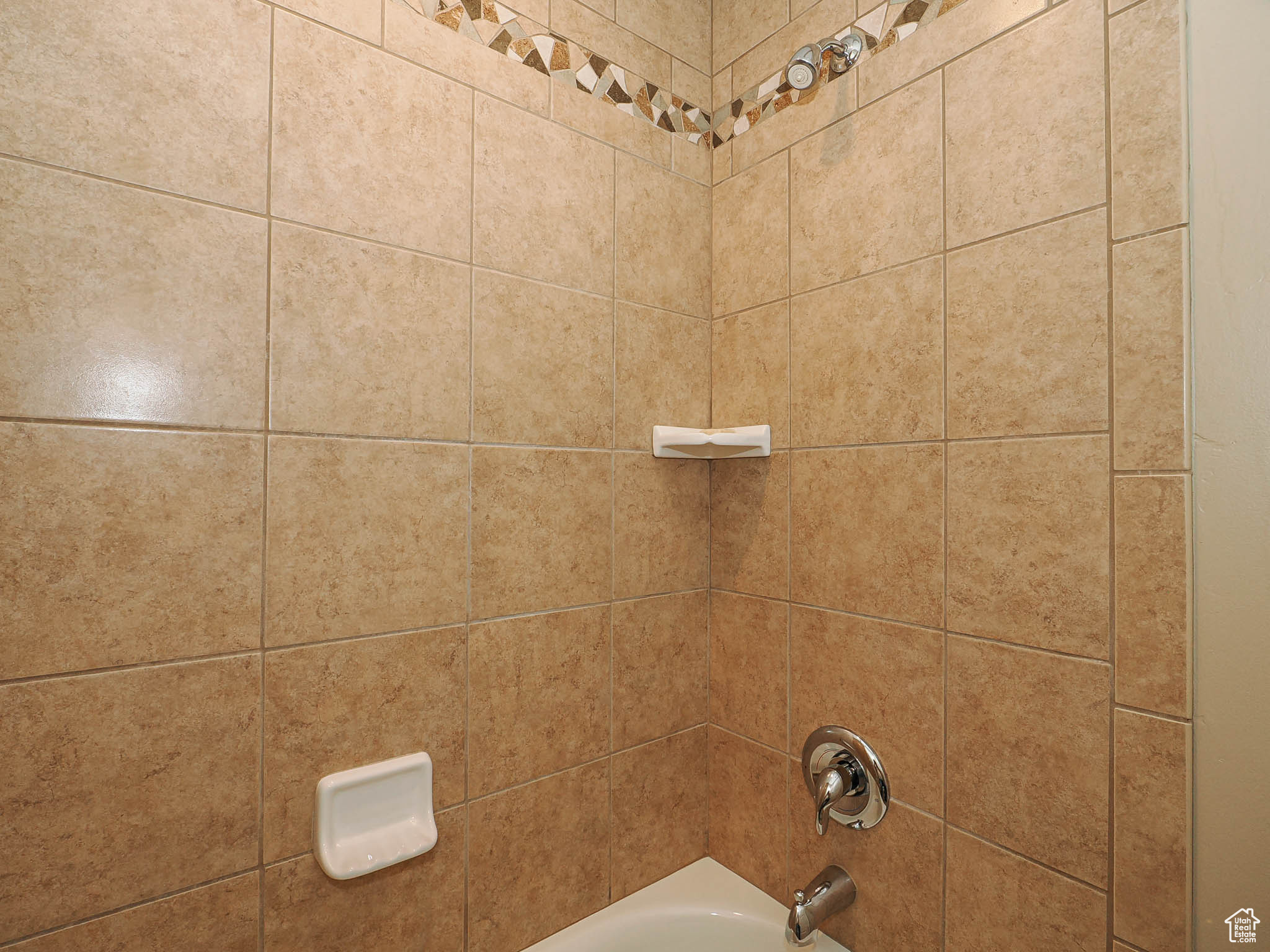 CASCADE COVE - Residential