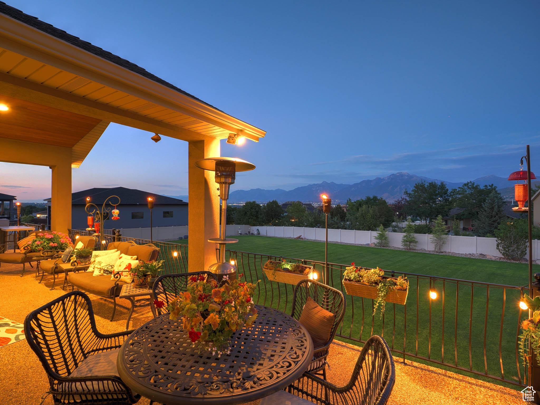 CASCADE COVE - Residential