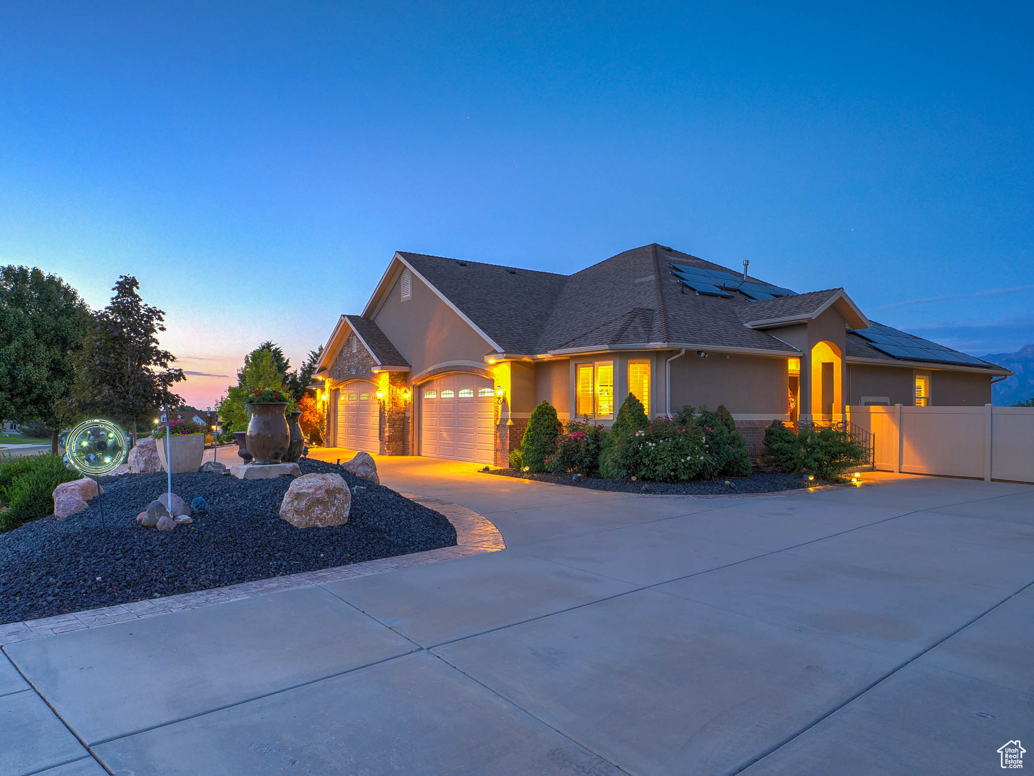 CASCADE COVE - Residential