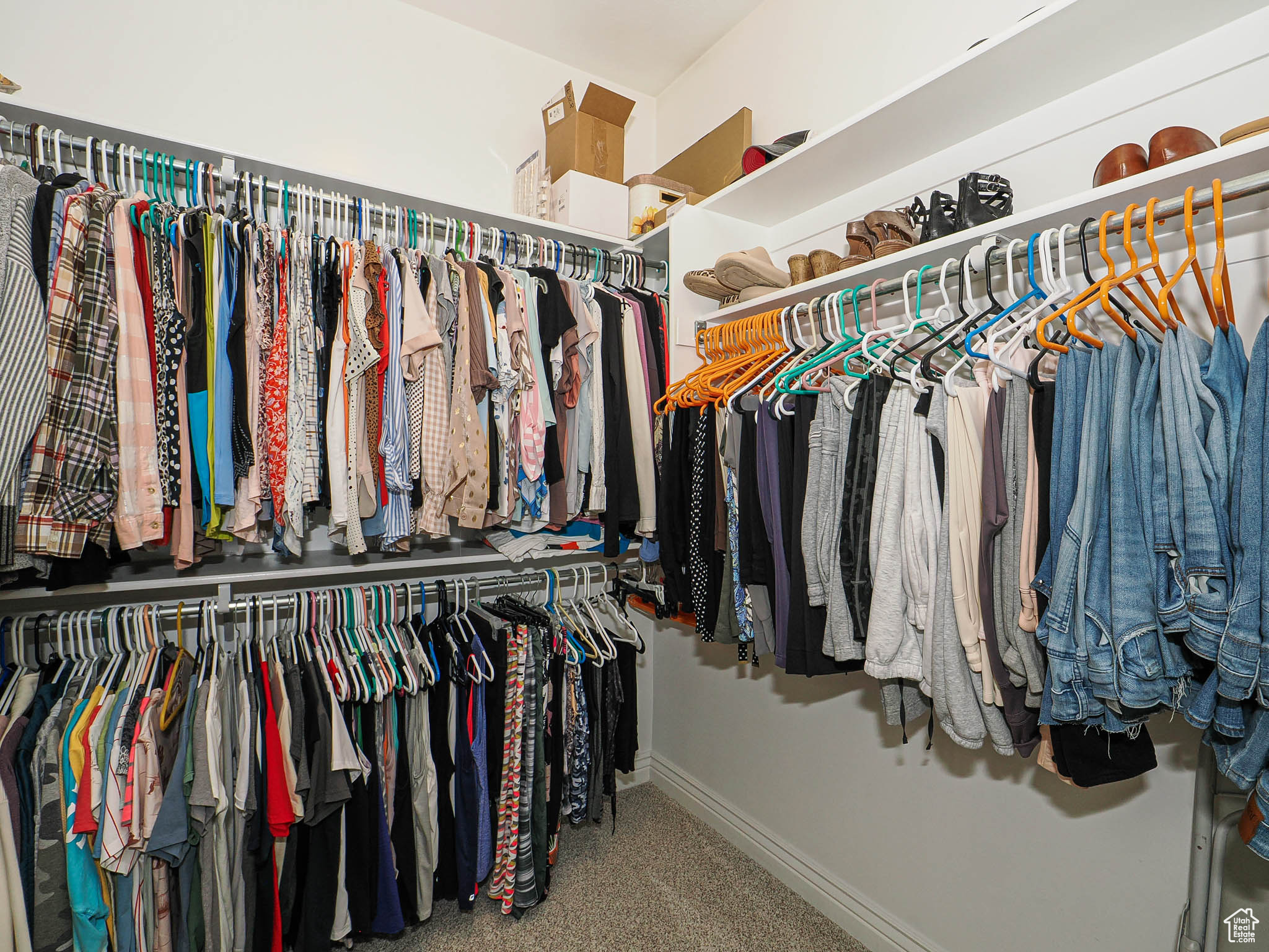 CASCADE COVE - Residential