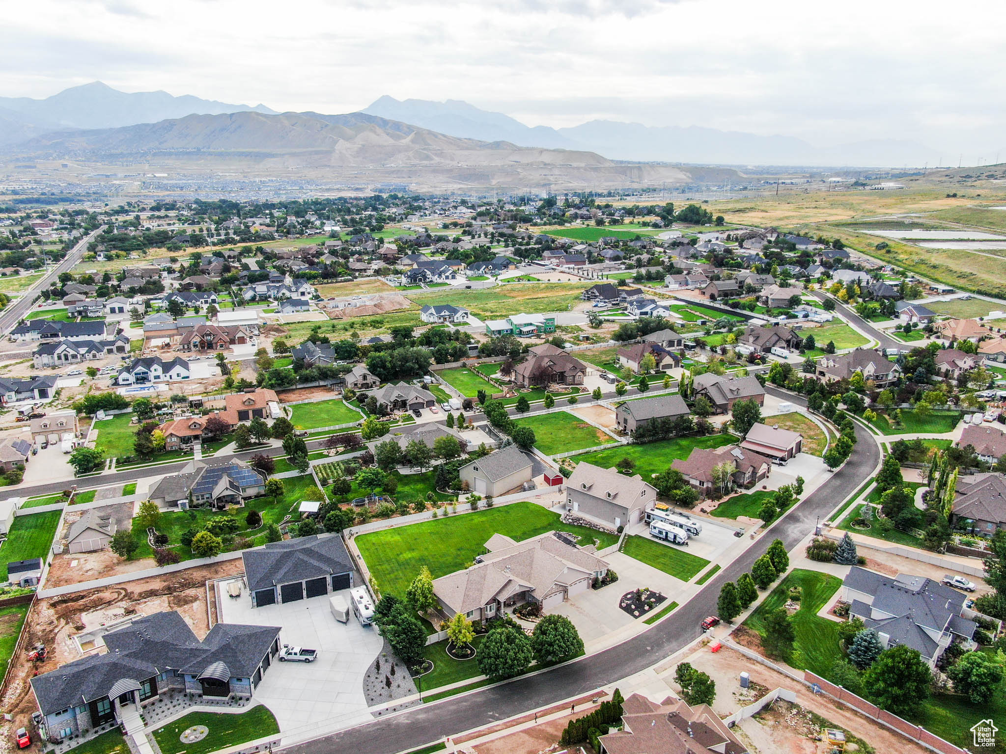 CASCADE COVE - Residential