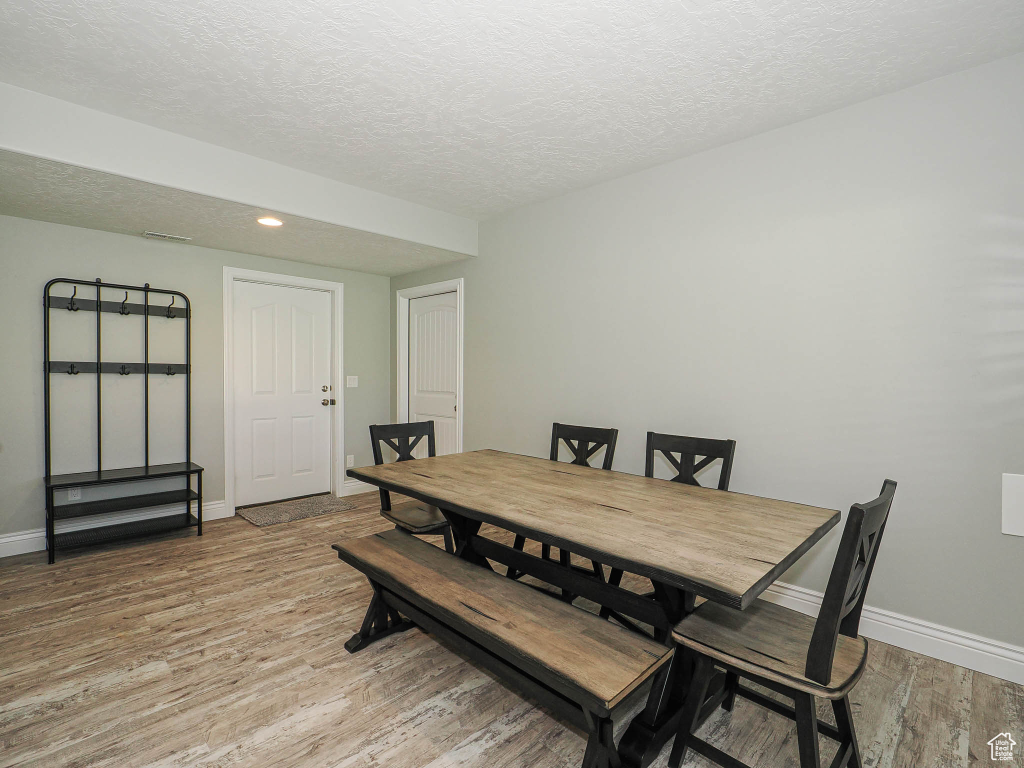 CASCADE COVE - Residential