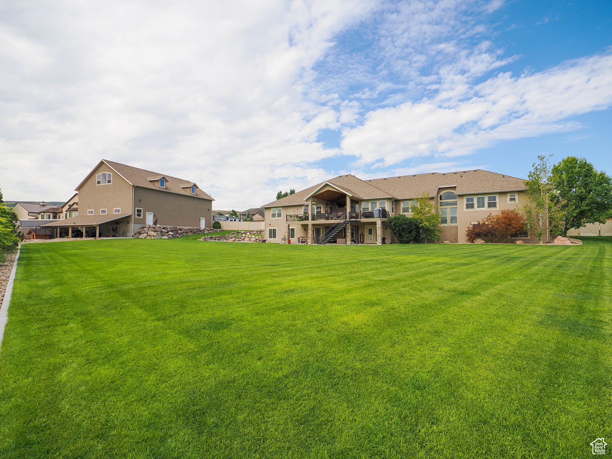 CASCADE COVE - Residential