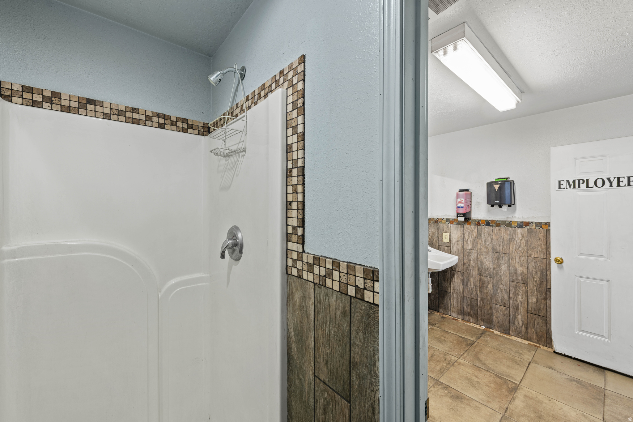 RICHFIELD COMMERCIAL CENTER - Commercial Sale